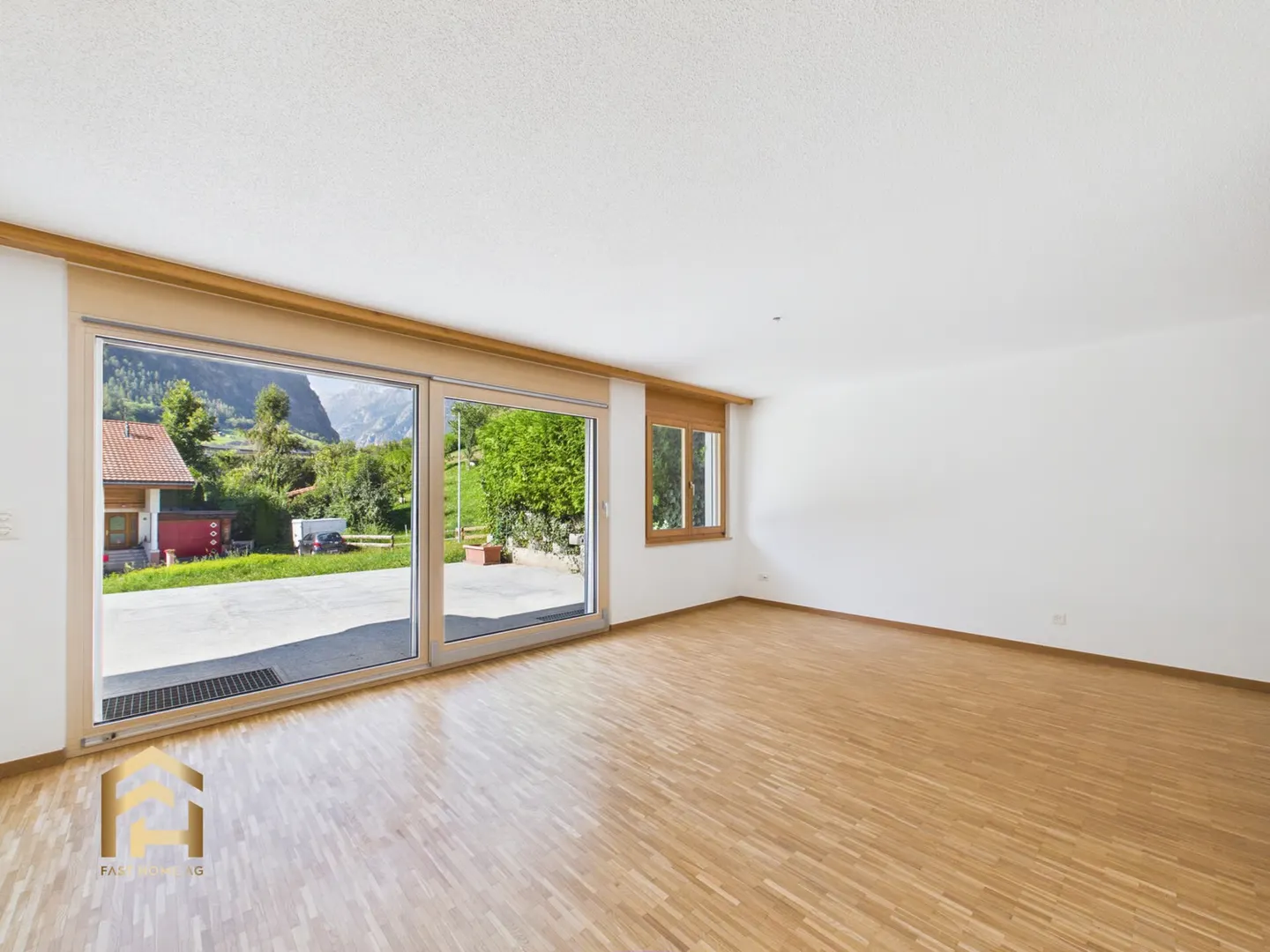 Dreamy 6.5 Room Townhouse with Terrace & Balcony - Photo 3 of 13