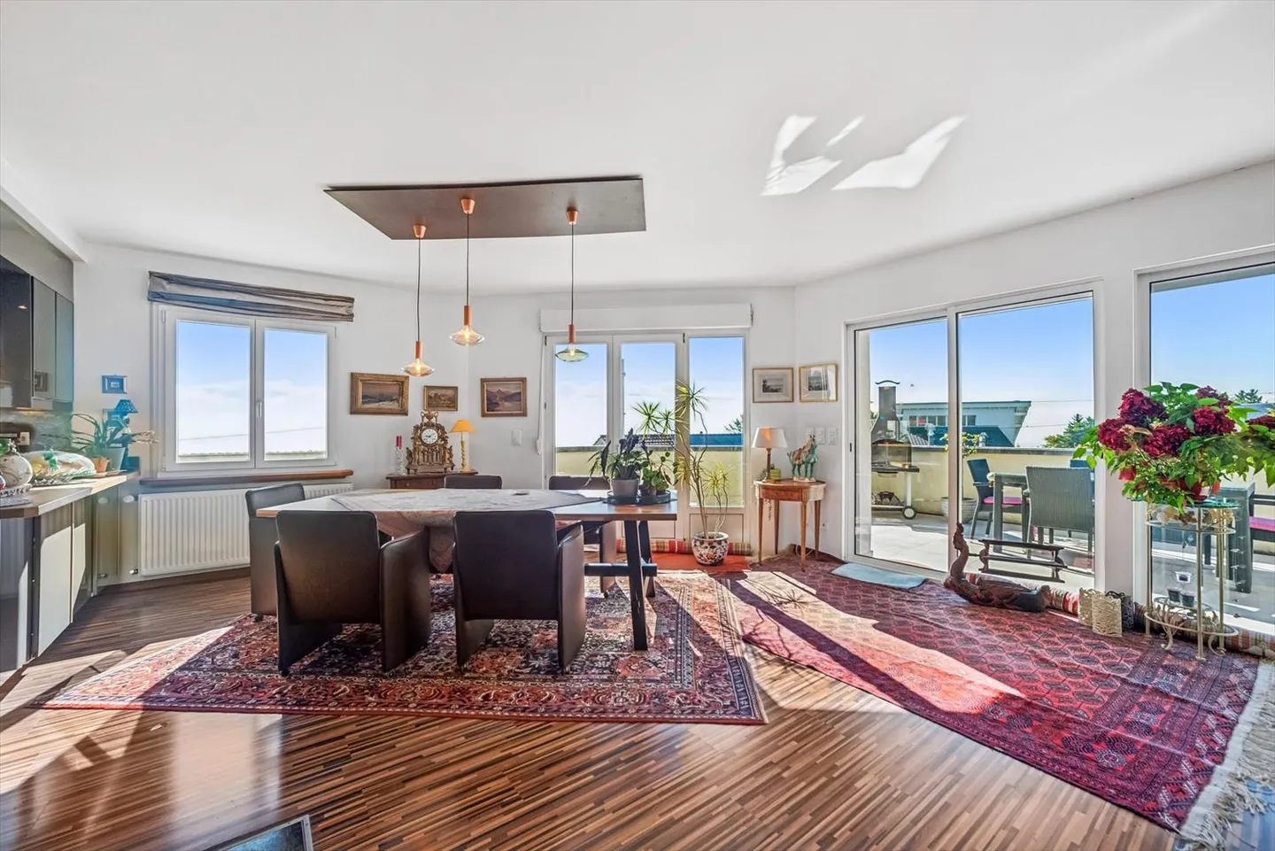 Charmantes Haus mit Pool & Blick - Foto 2 von 13