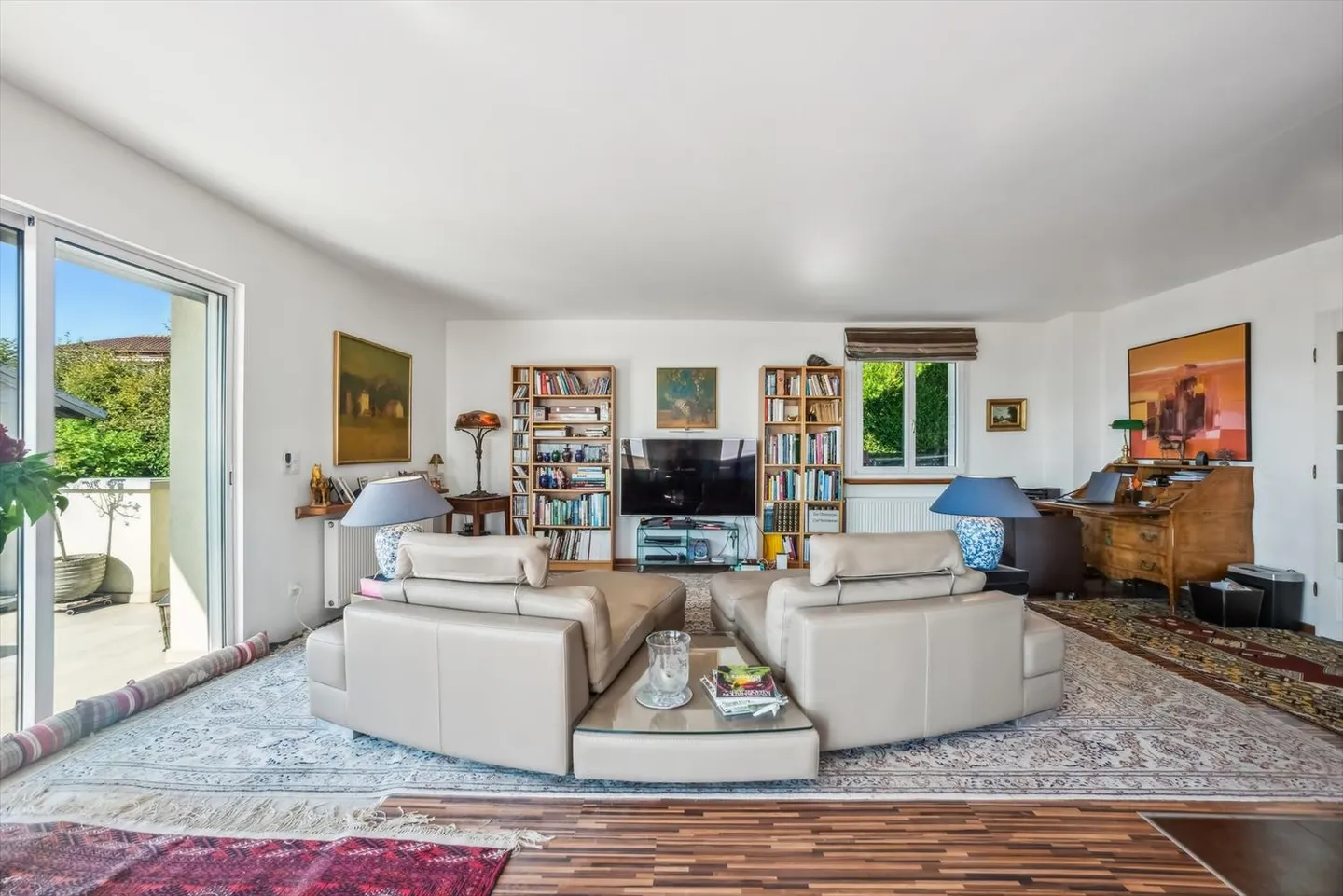 Charmantes Haus mit Pool & Blick - Foto 3 von 13