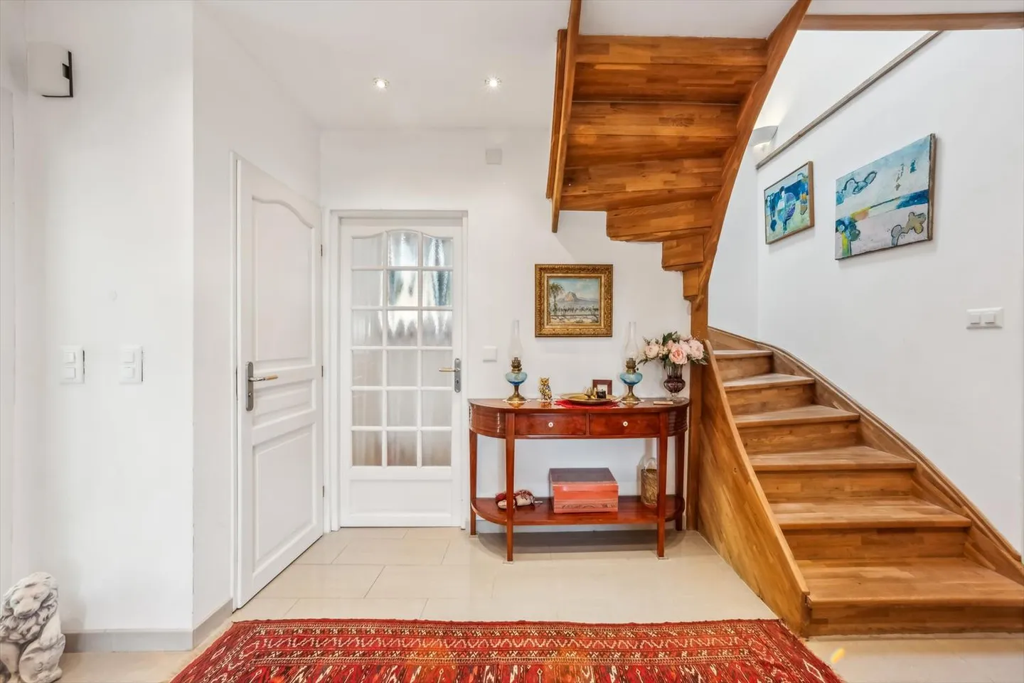 Charmantes Haus mit Pool & Blick - Foto 8 von 13