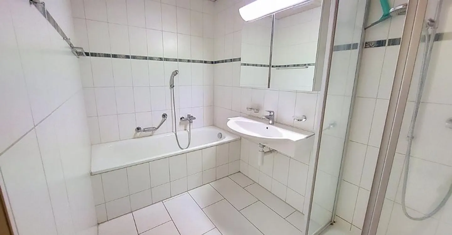 3.5-room apartment of 119 m2 with balcony in Chabrey / VD - Photo 13 of 13