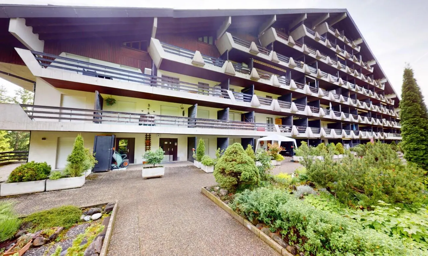 Esclusivo: Studio con terrazza al piano terra - Foto 4 di 13