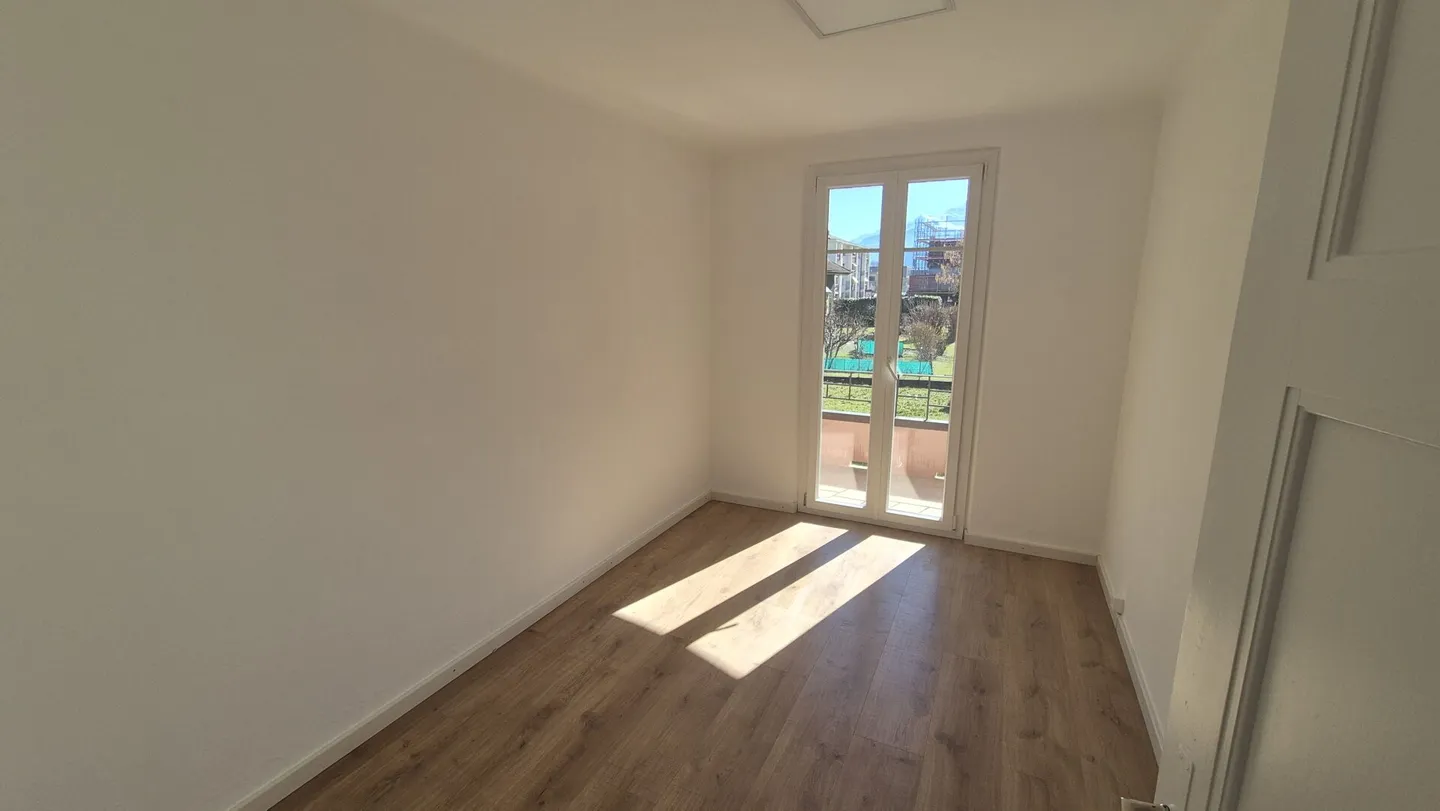 5,5-Zimmer-Wohnung im Erdgeschoss - im Zentrum von Vouvry - Foto 7 von 9