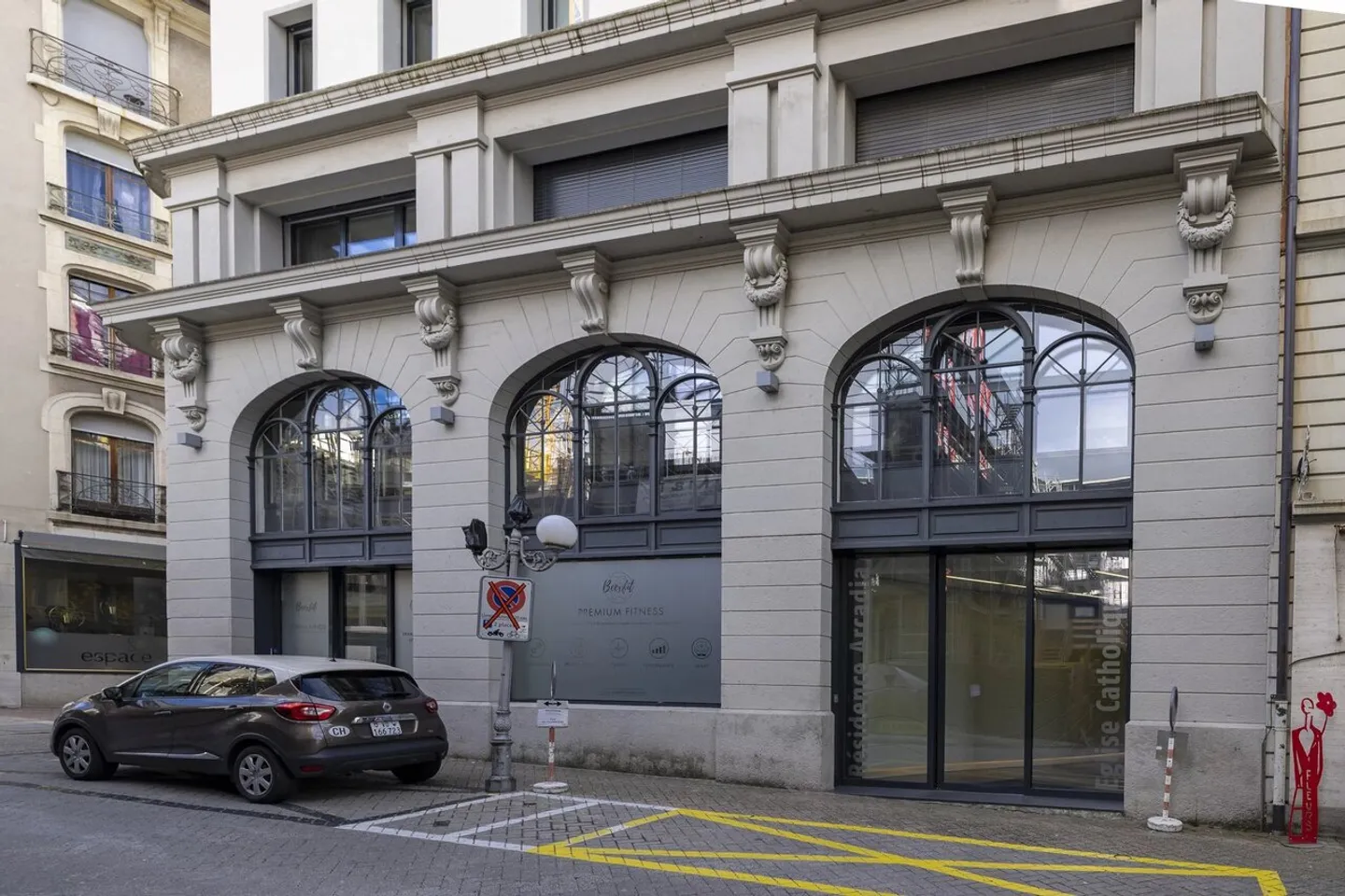 Bel appartement de 3,5 pièces au centre-ville, avec grande terrasse - Photo 3 sur 11