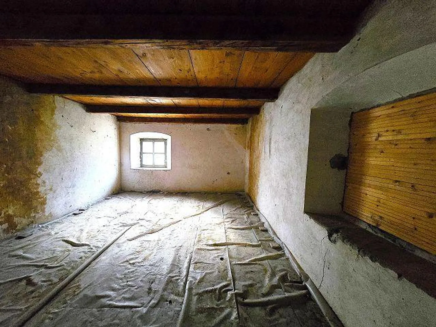 Casa storica di 12 loc. con grande terreno e bella vista aperta - Foto 16 di 41