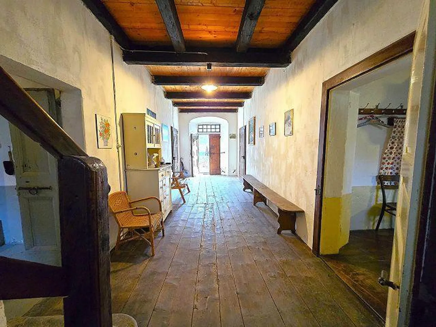 Casa storica di 12 loc. con grande terreno e bella vista aperta - Foto 18 di 41