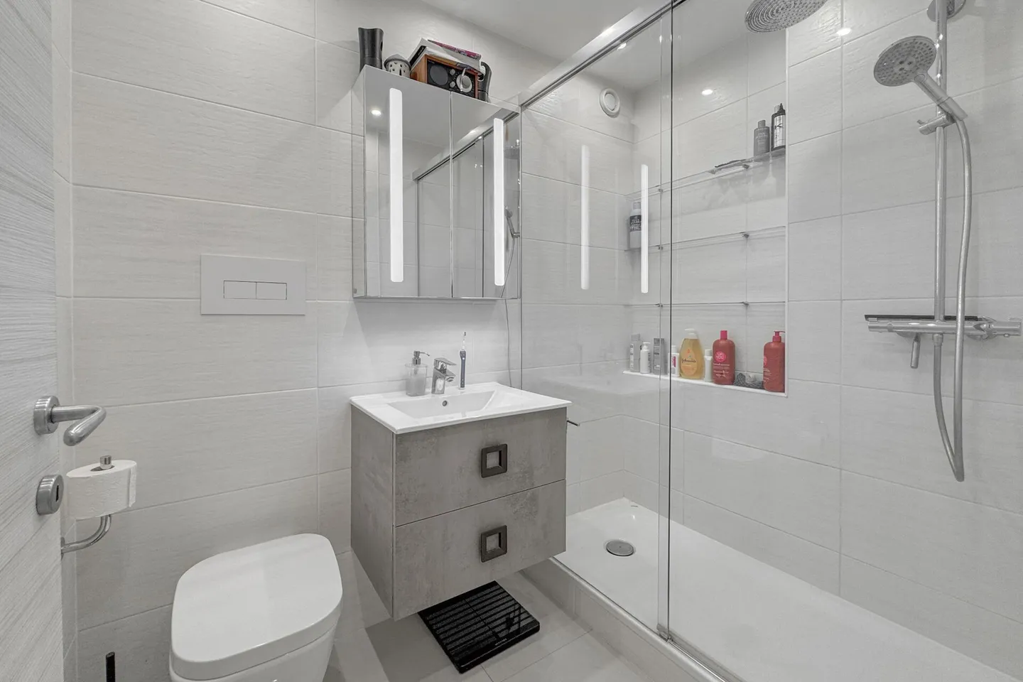 Top sanierte Wohnung mit Weitblick - grün, ruhig, bezugsbereit - Foto 8 von 13