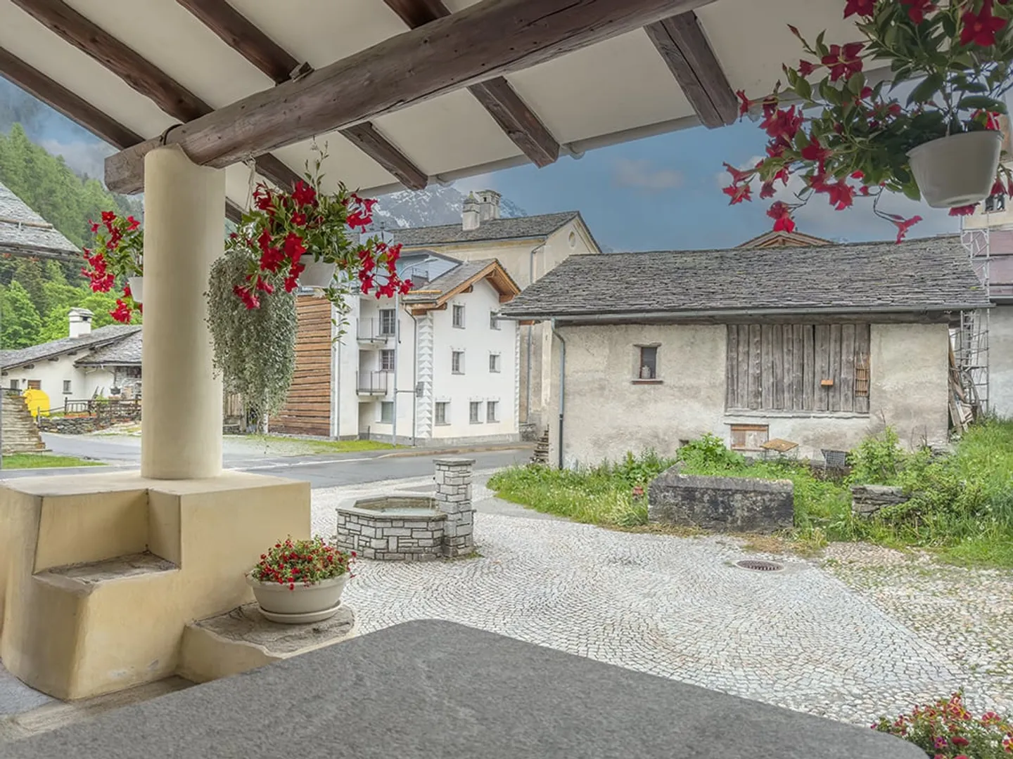 Futuro con Storia. Dove il Bergell diventa una Casa. - Foto 2 di 17