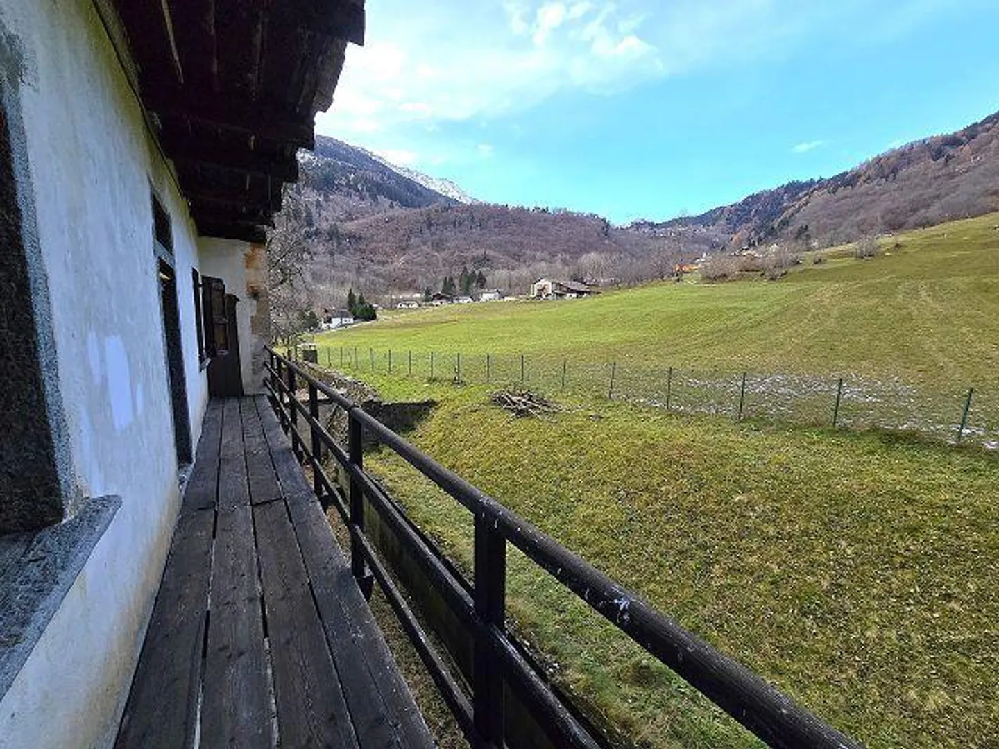 Casa storica di 12 loc. con grande terreno e bella vista aperta - Foto 31 di 41