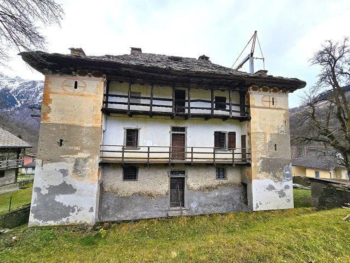Casa storica di 12 loc. con grande terreno e bella vista aperta - Foto 37 di 41