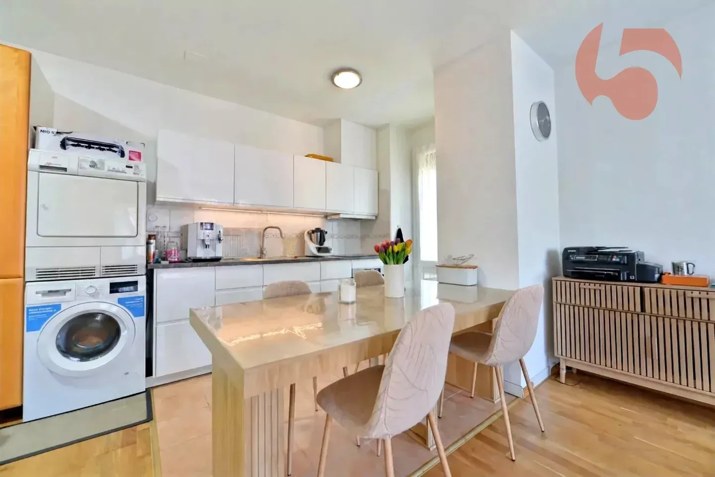 2,5 Zimmer in Chailly-Montreux mit sofortigem Ertrag - Foto 2 von 8