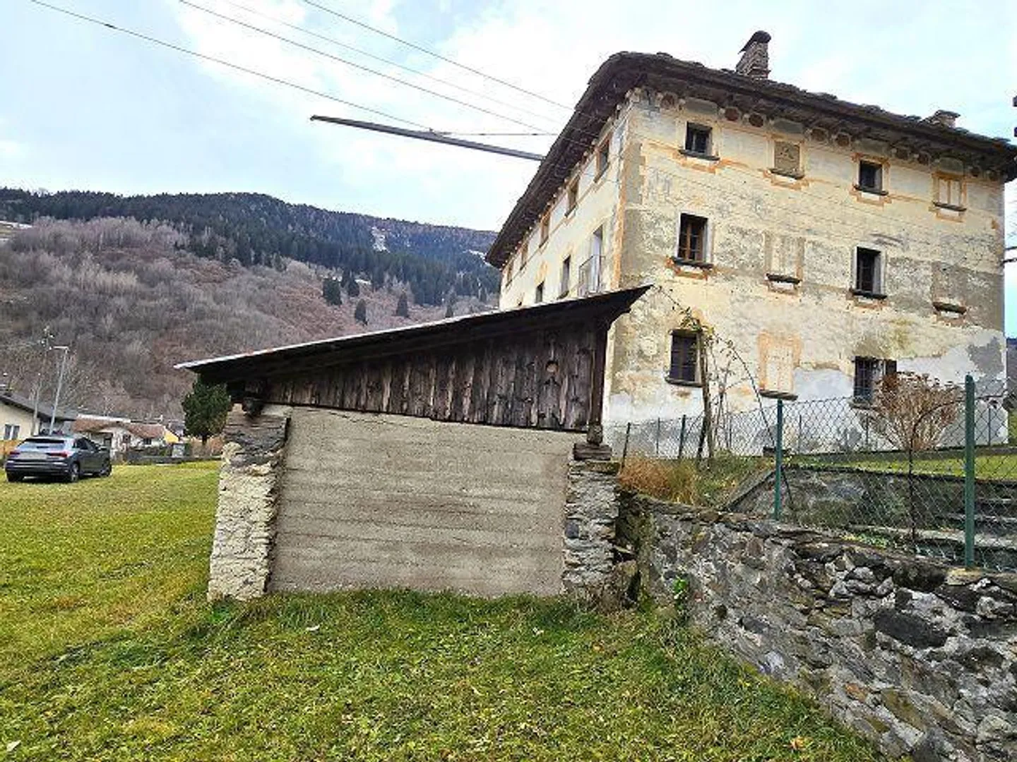 Casa storica di 12 loc. con grande terreno e bella vista aperta - Foto 39 di 41