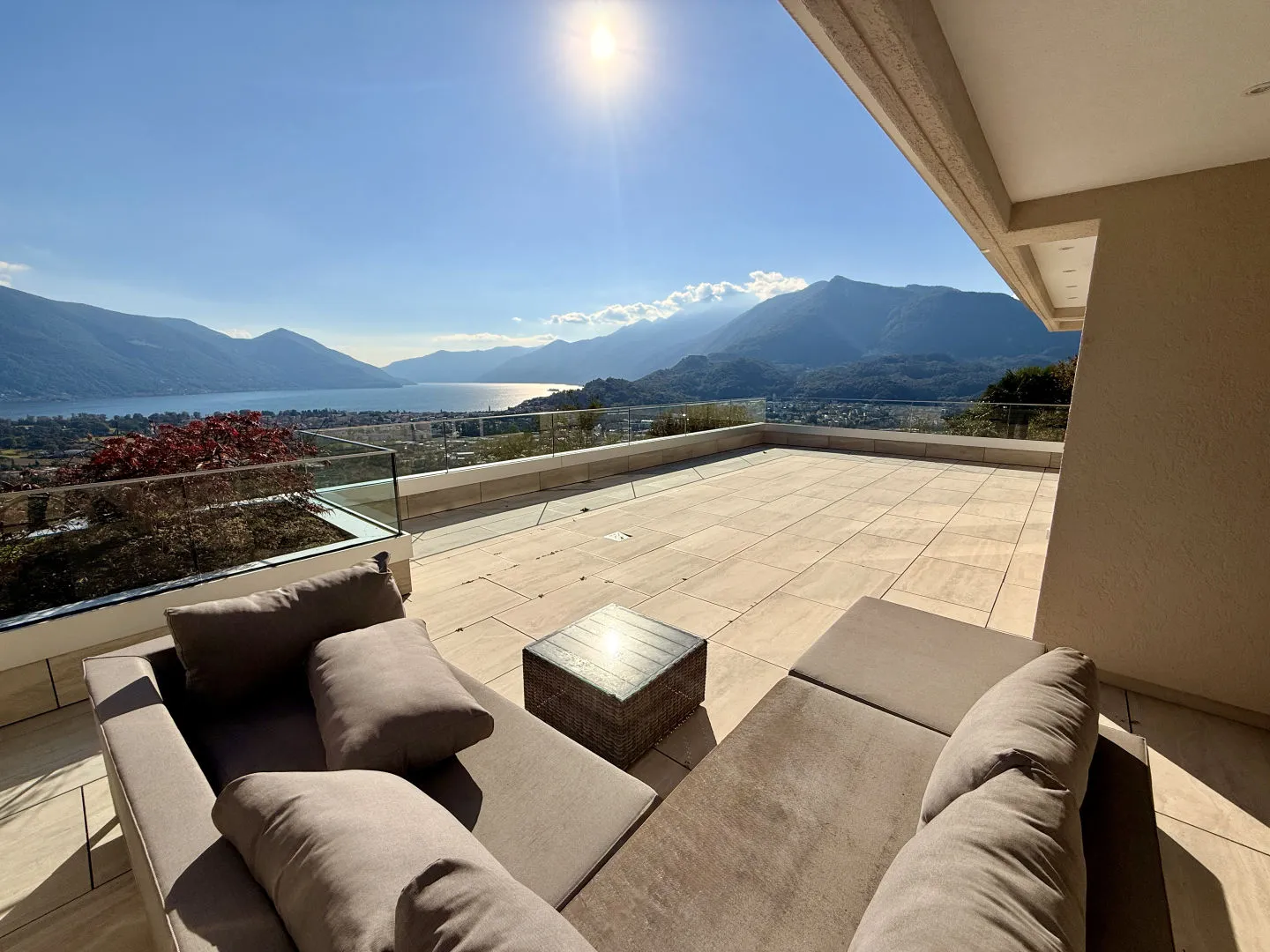 Large Luxury Apartment with Spacious Terrace and Breathtaking View - Photo 1 of 10