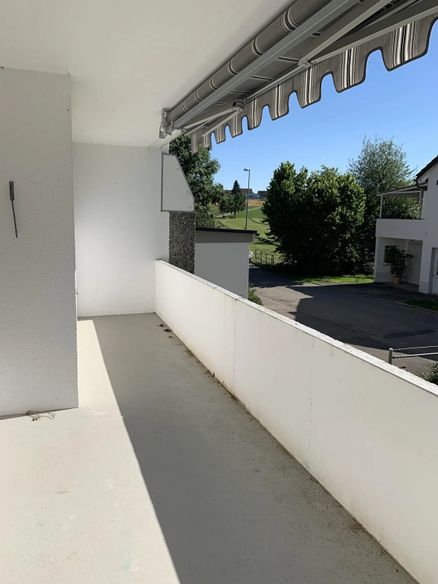 Bella appartamento di 4,5 stanze con balcone a Frasnacht - Foto 1 di 11