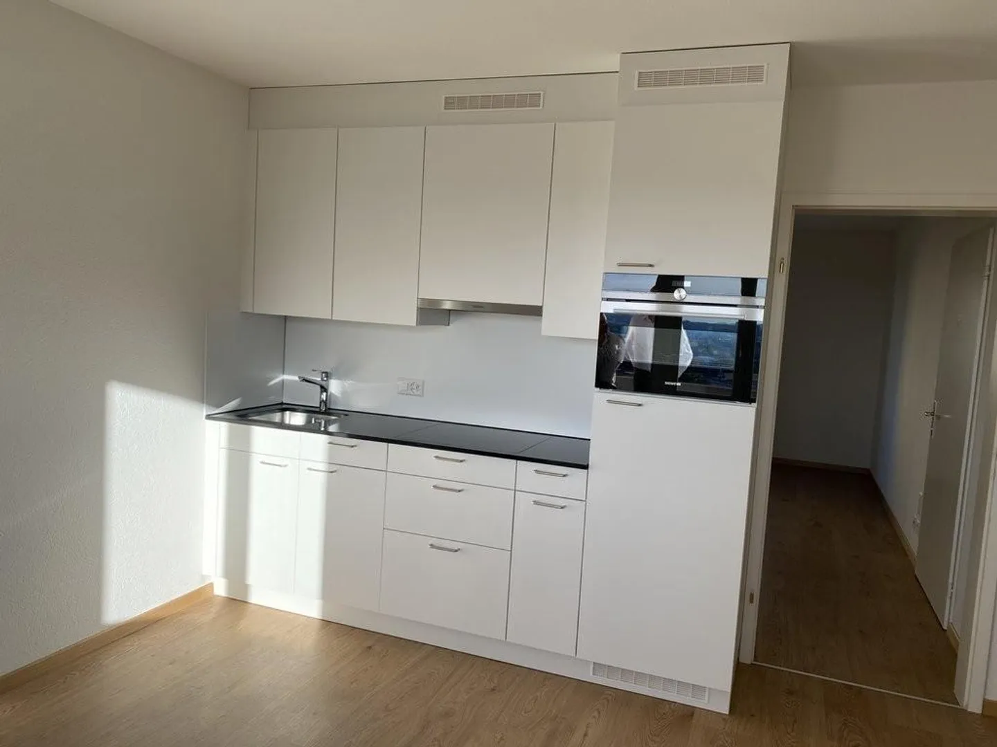 Appartamento 2 locali con vista su Ostermundigen - Foto 2 di 8