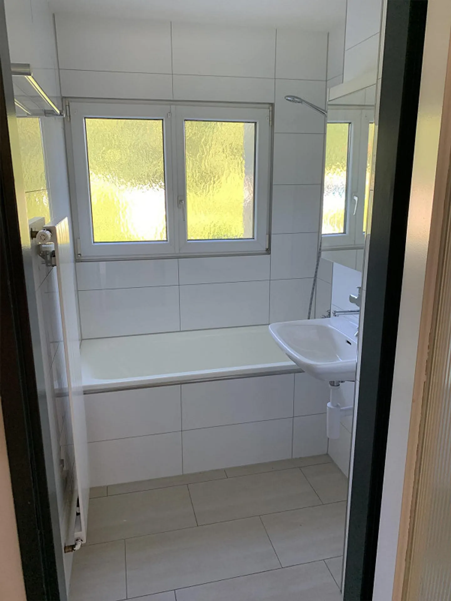 Bella appartamento di 4,5 stanze con balcone a Frasnacht - Foto 8 di 11