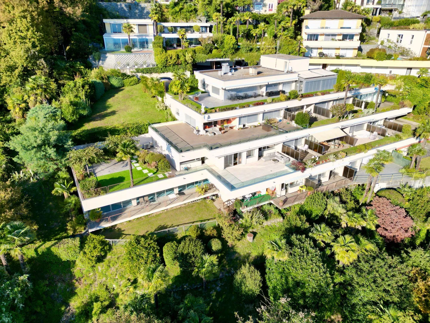 Large Luxury Apartment with Spacious Terrace and Breathtaking View - Photo 10 of 10