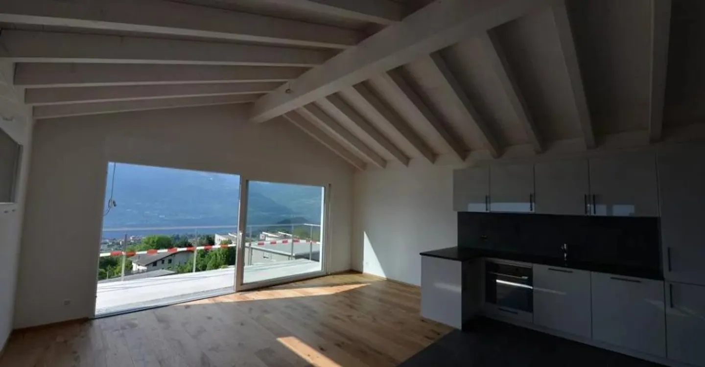 Magnifique Attique avec Terrasse - Photo 3 sur 9