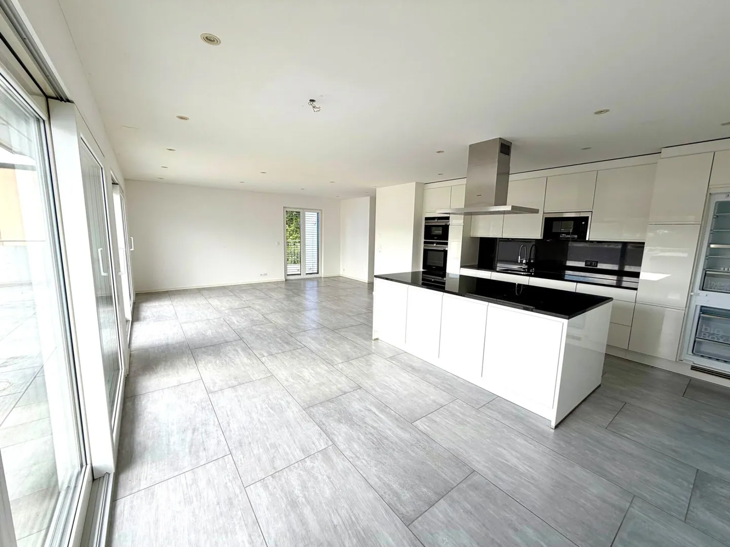 Newly built 4.5 room penthouse apartment - Photo 6 of 15