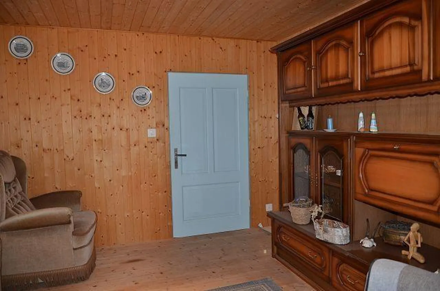 Grande proprietà con molto terreno in una posizione molto tranquilla e soleggiata... - Foto 4 di 37