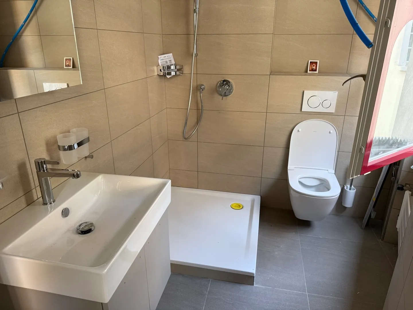 Modernized Old Town Gem – 3.5 Room Apartment – 78m2 - Photo 3 of 6