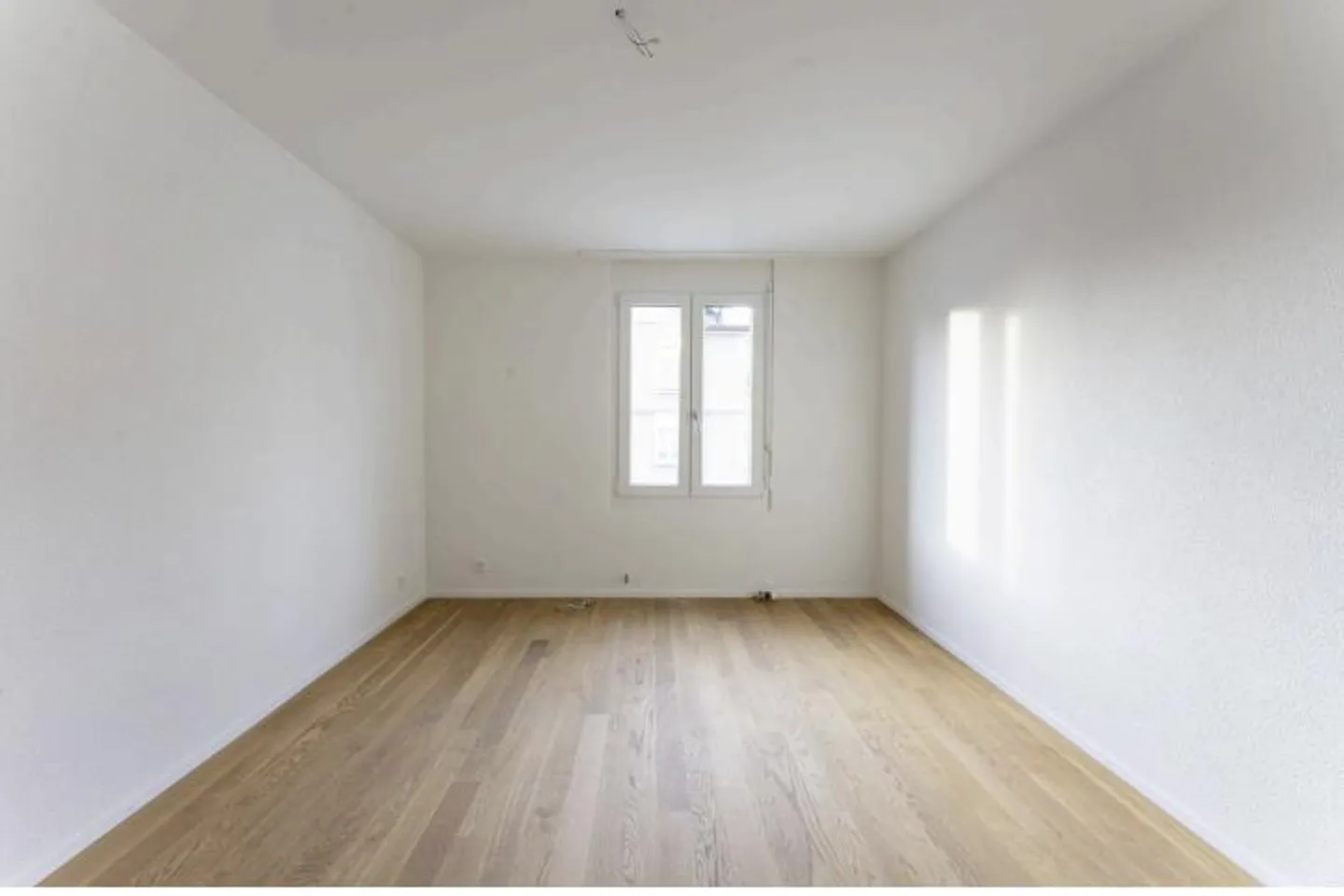 Schöne 4.5-Zimmerwohnung an zentrumsnaher Lage! - Foto 3 von 5