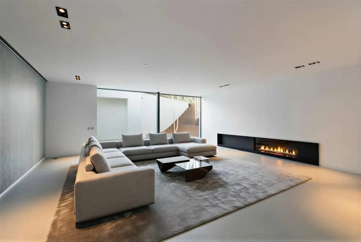 Residence of prestige located in the heart of Vandoeuvres - Photo 3 of 13