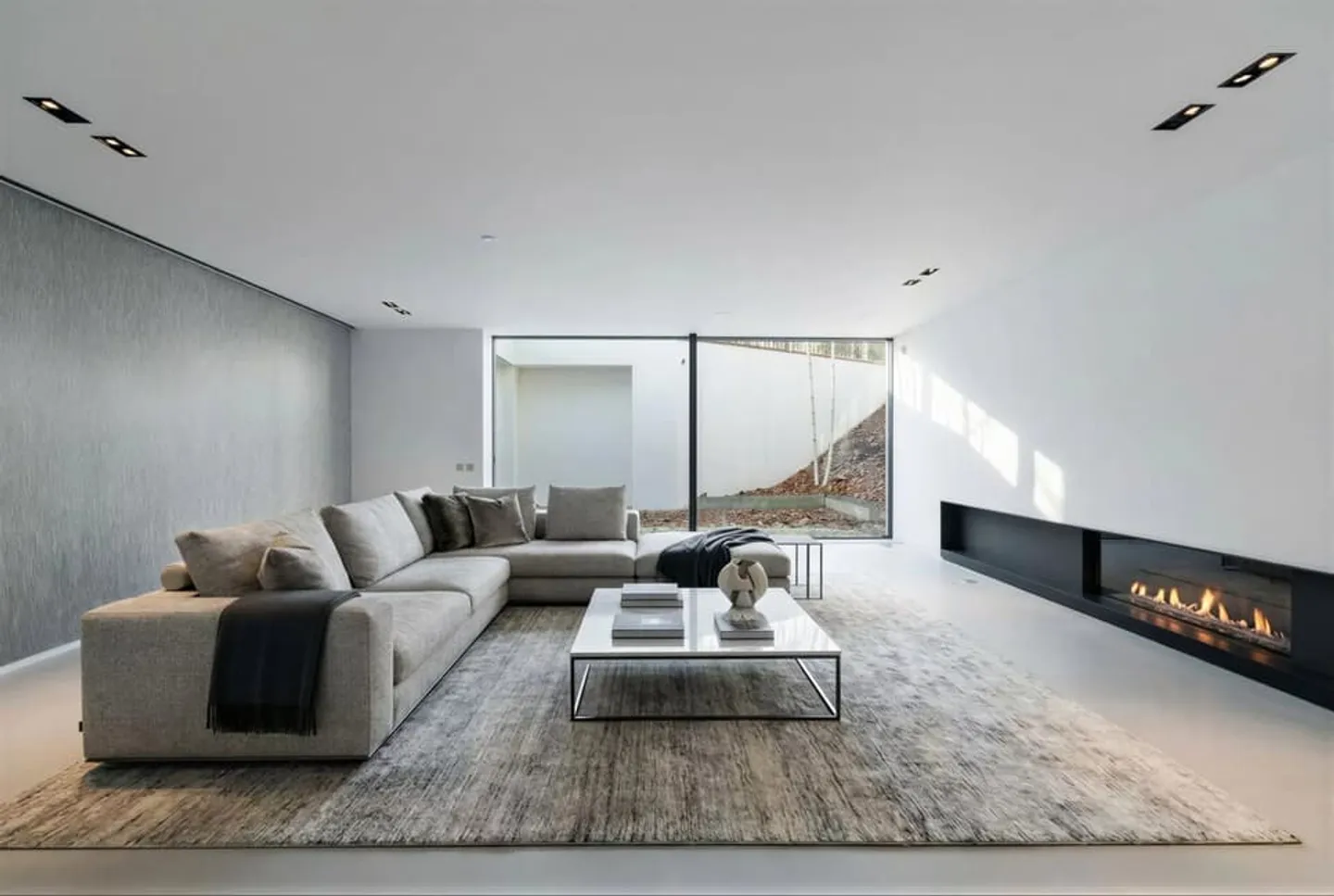 Residence of prestige located in the heart of Vandoeuvres - Photo 4 of 13
