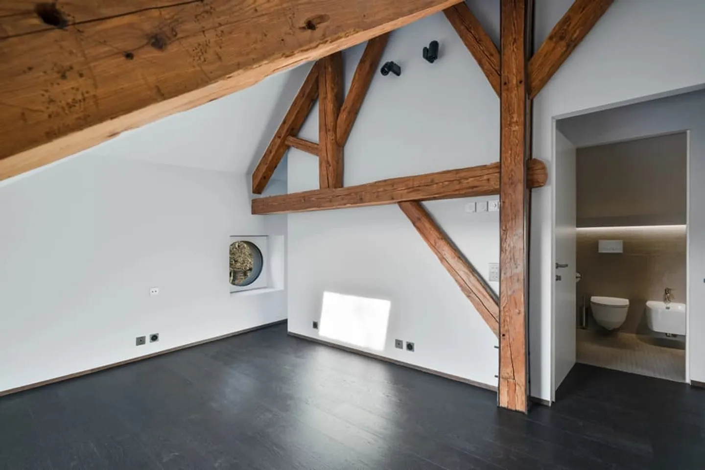 Residence of prestige located in the heart of Vandoeuvres - Photo 12 of 13