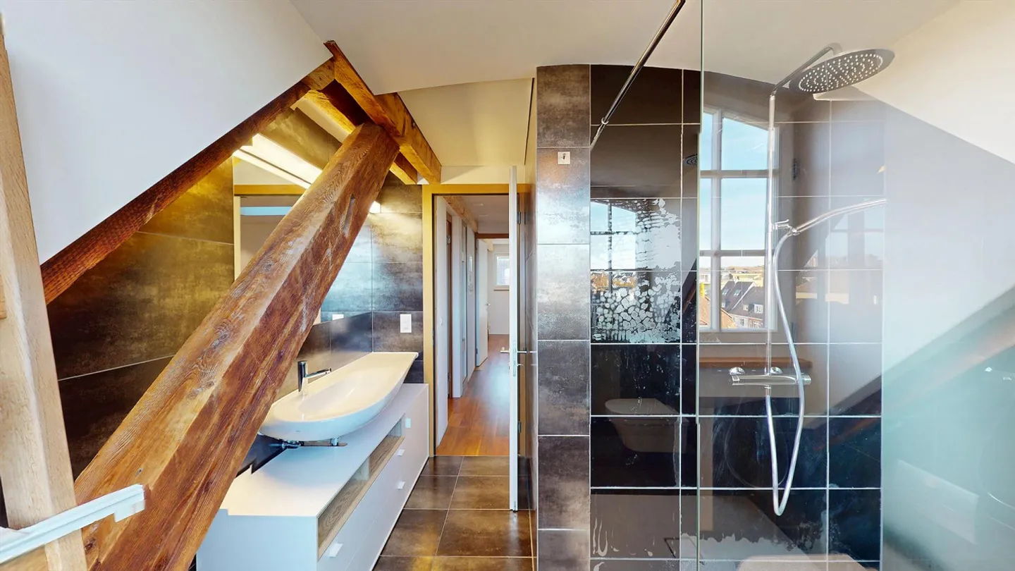 Mod. 3.5 Room Maisonette Apartment in one of the sought-after Baumgartner Houses - Photo 9 of 12