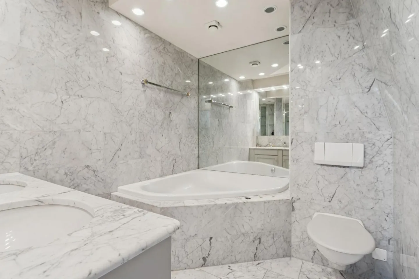 Duplex Magnifique - Propriété Exceptionnelle à Deux Pas du Rivage du Lac de Morat - Photo 11 sur 13