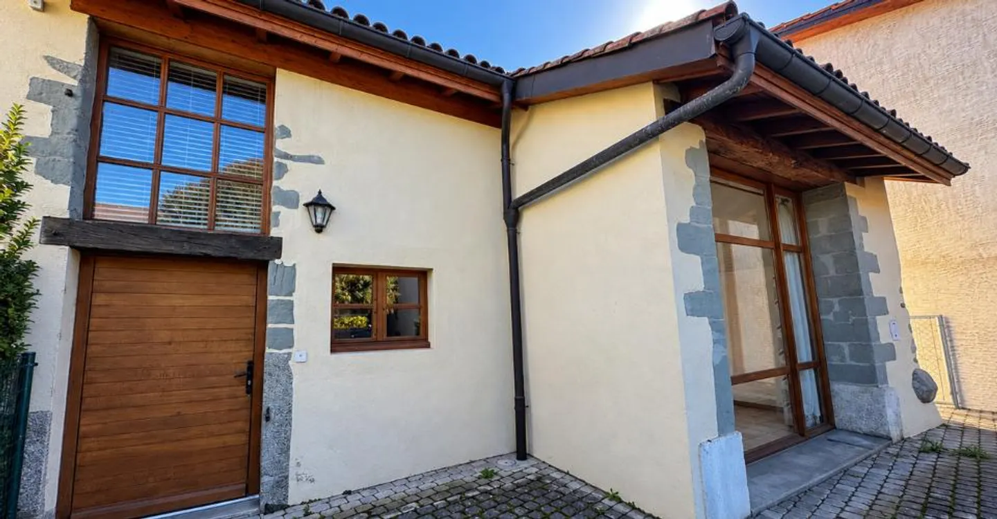 Charmantes Einfamilienhaus mit Garten und 4 Schlafzimmern - Foto 8 von 12