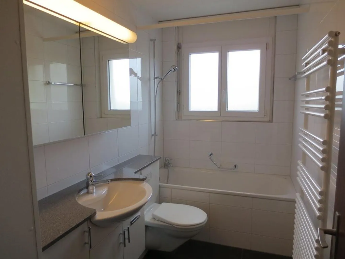Charmante Wohnung in Grüner Umgebung - Foto 7 von 9