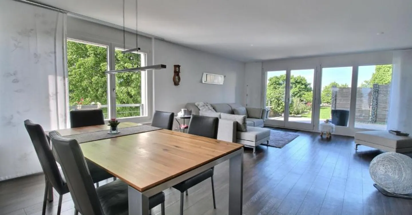 Bellissima casa bifamiliare, oltre 180 m2 di superficie abitabile - Foto 3 di 12