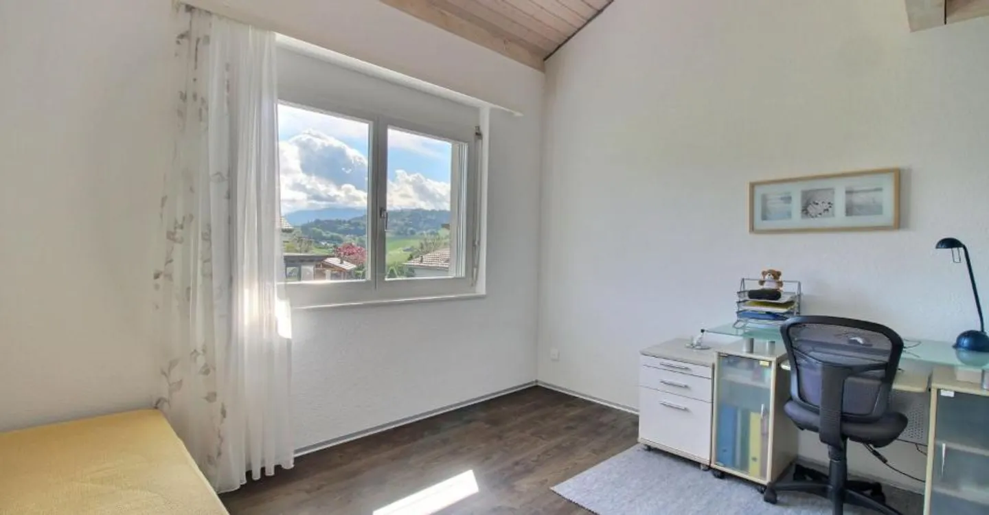 Bellissima casa bifamiliare, oltre 180 m2 di superficie abitabile - Foto 10 di 12