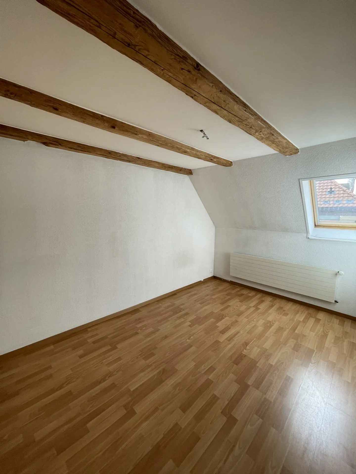 Apartment for rent - Photo 4 of 5