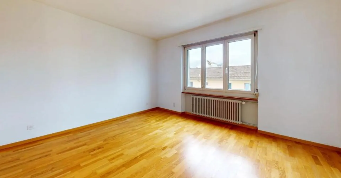 Charming Apartment in Grenchen - Photo 4 of 7