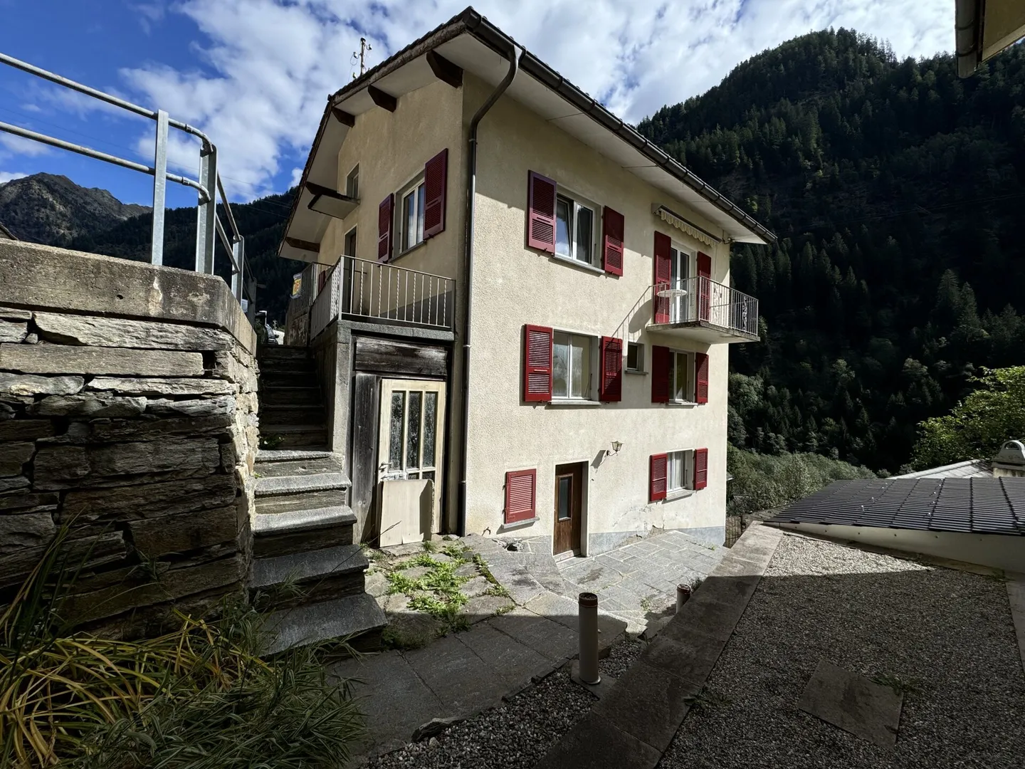 Maison individuelle à vendre - Photo 1 sur 9