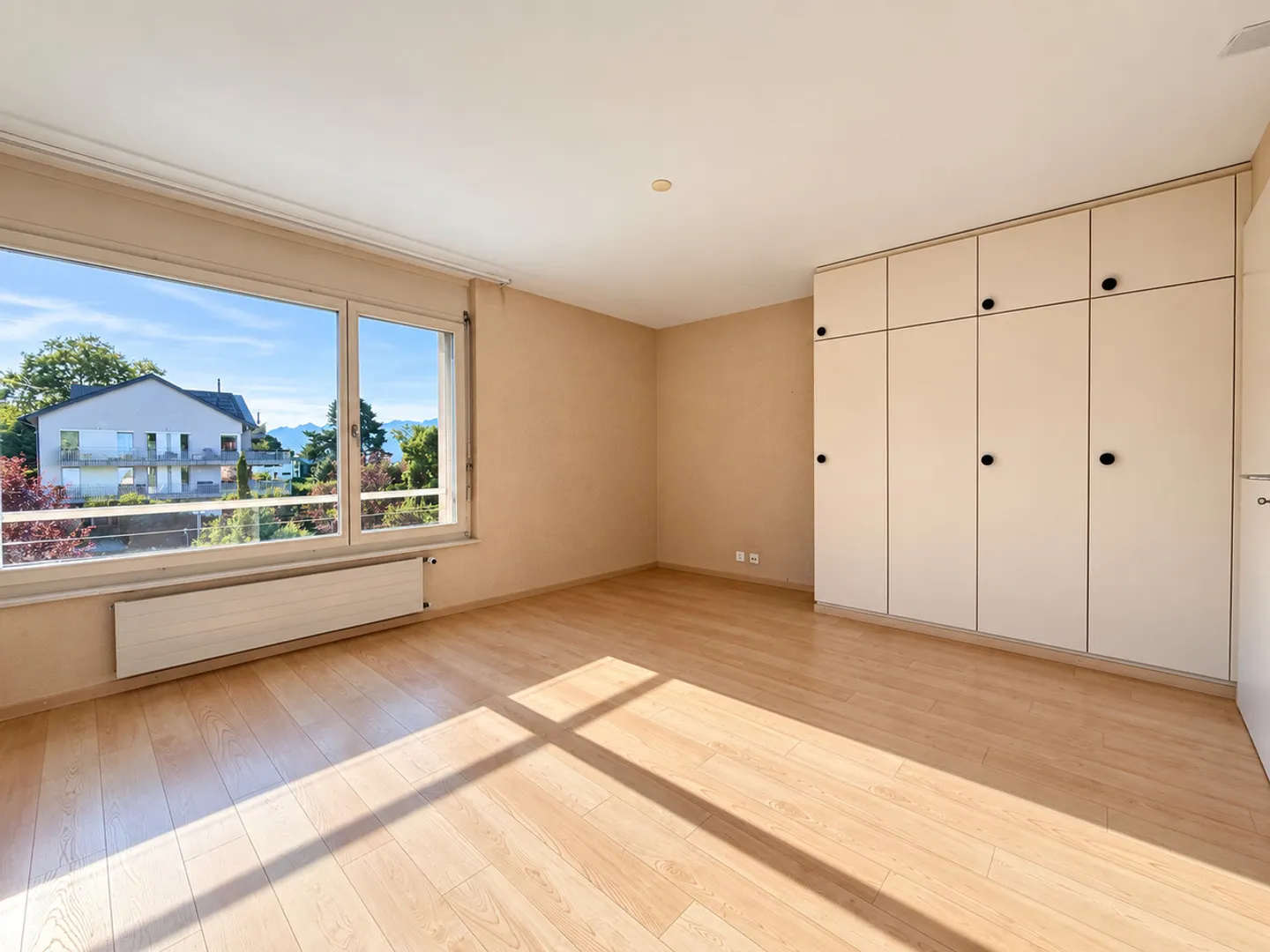 Exclusive penthouse with south-facing terrace - Photo 7 of 12