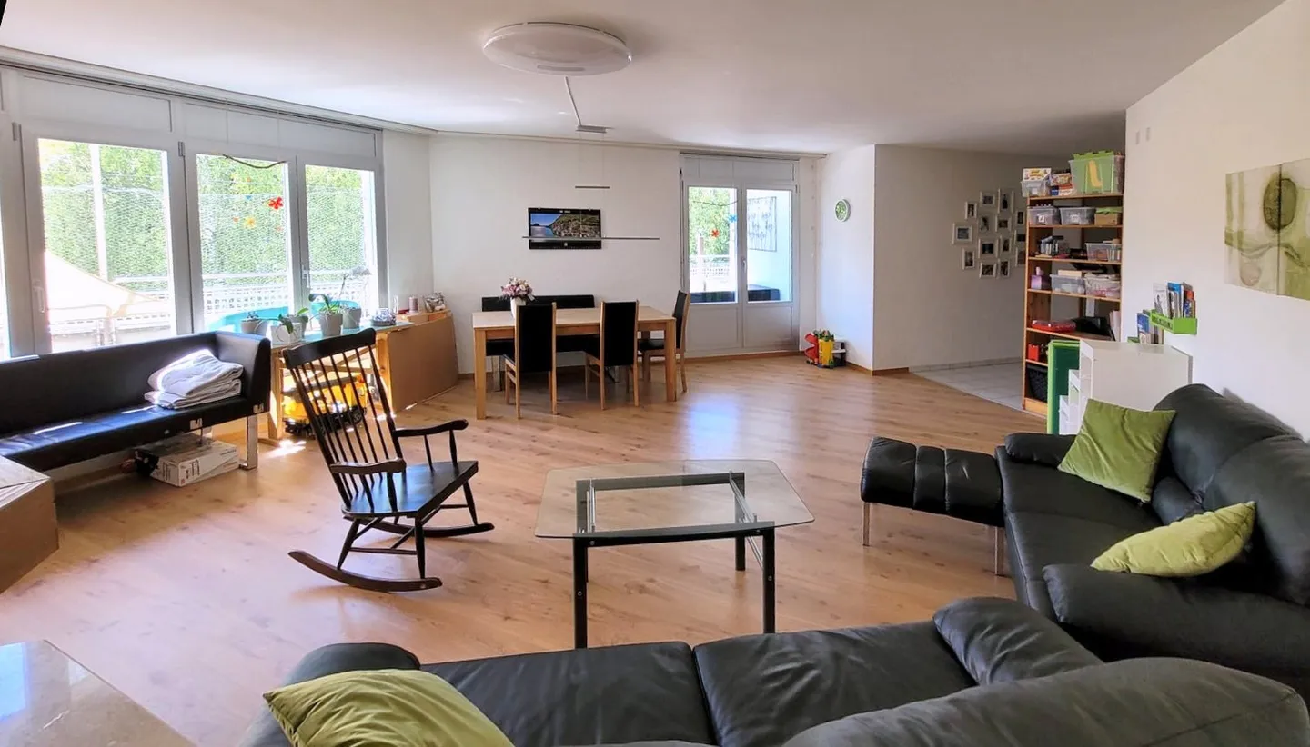 Penthouse Apartment with Stunning Alpine Panorama - Photo 2 of 7