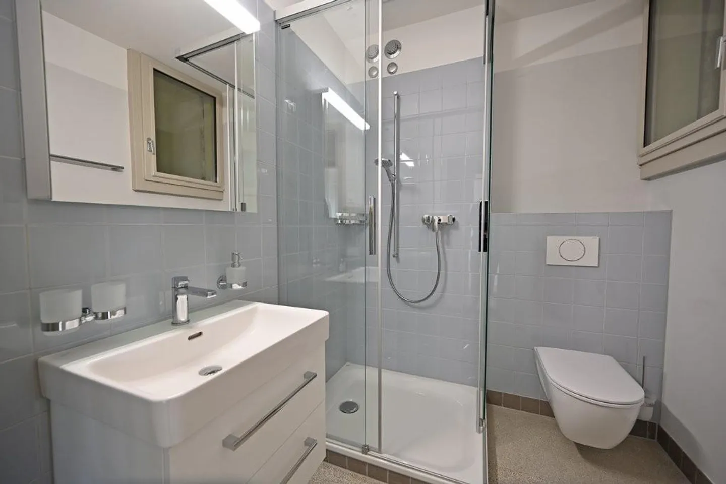 Moderno appartamento con 2 camere nel quartiere Wyler - Foto 3 di 11