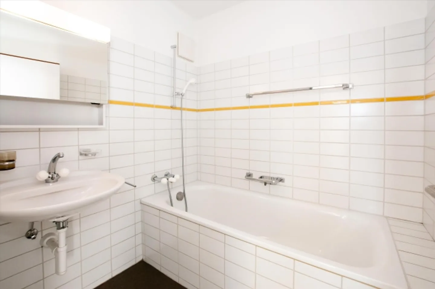 Vivre dans le centre commercial Mühlefeld - Photo 5 sur 7