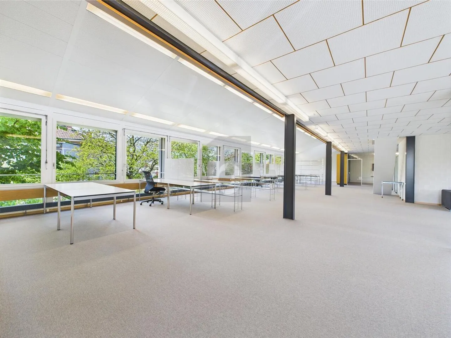 Geräumiger Loft-Büro - Foto 1 von 6