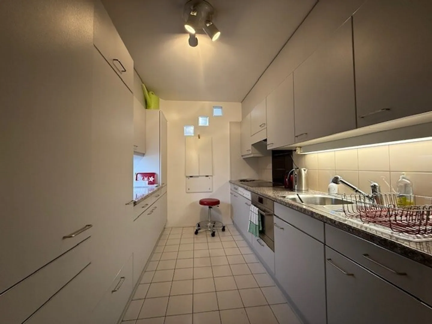 Mischgenutztes Gebäude mieten - Foto 6 von 7