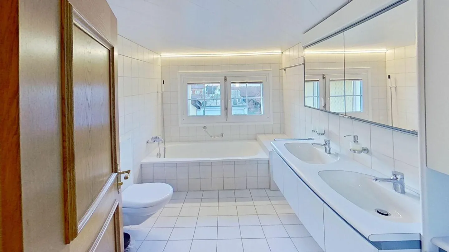 Ufficio rappresentativo in affitto nel cuore di Appenzell - Foto 10 di 13