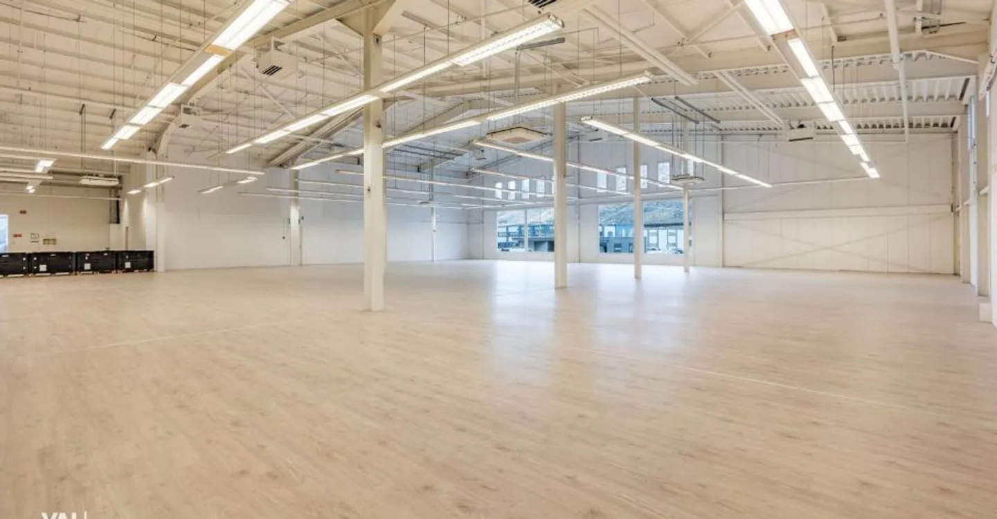 Grosszügige Gewerbehalle in Eyholz - Foto 4 von 10