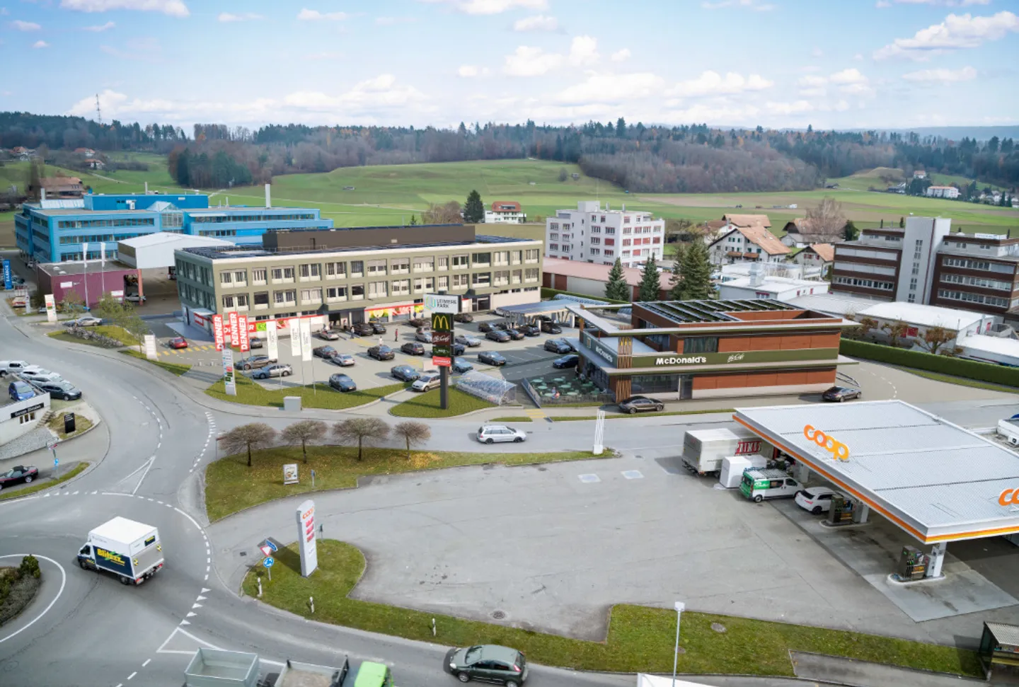 Leimere Park 2 - Aarberg modern - Praxisräume zu vermieten - Foto 2 von 3