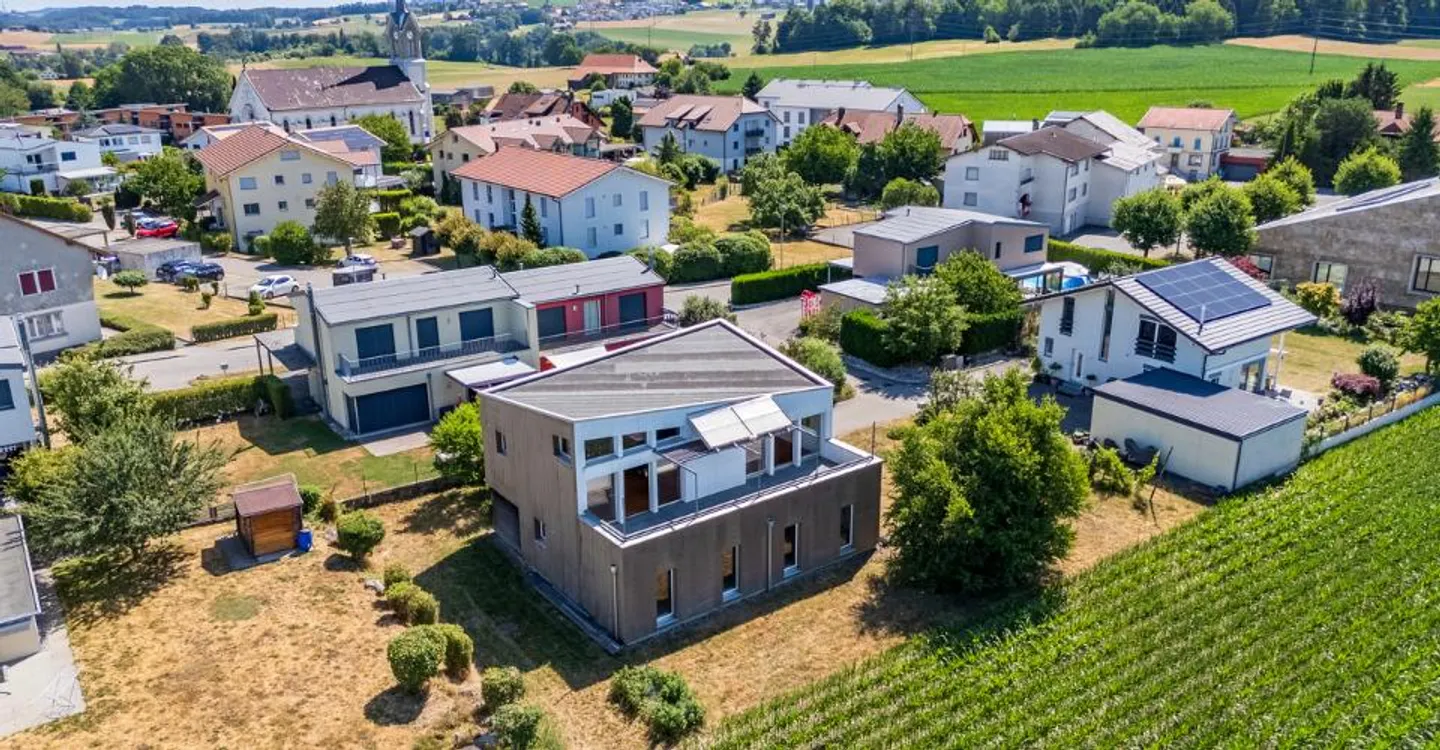 Architektenvilla mit herrlichem Blick auf den Moléson - Foto 1 von 11