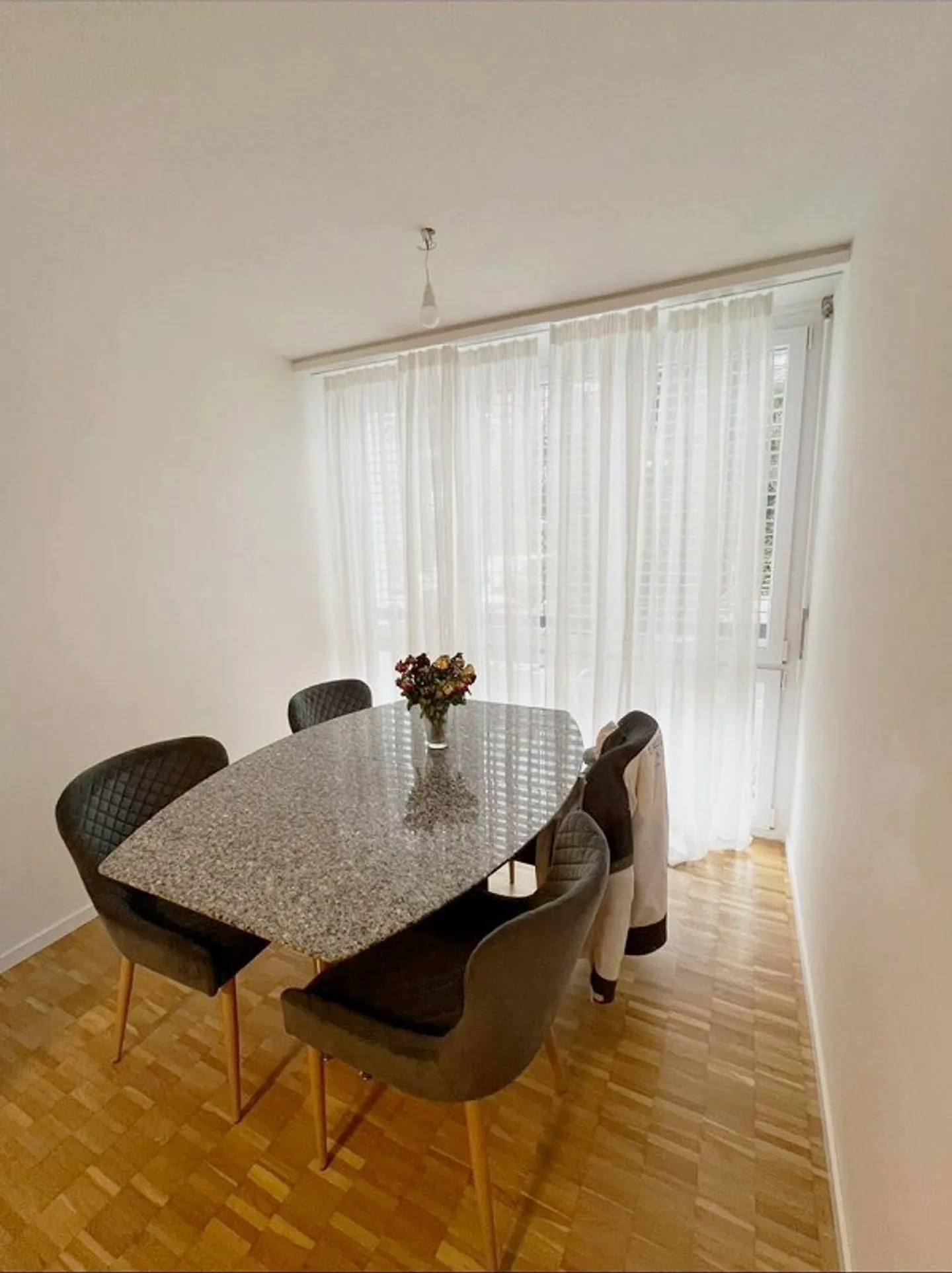 Spacious 3.5-room apartment in a sunny location - Photo 6 of 10