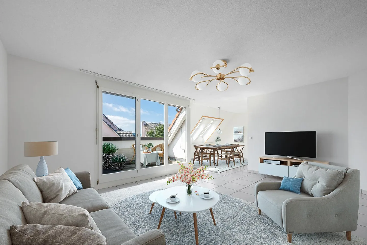 Bright Maisonette Apartment - Photo 2 of 13